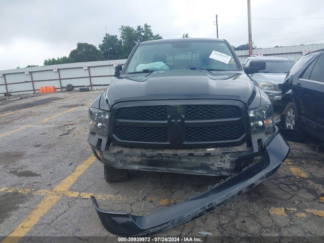 1C6RR7GT7JS343746 RAM 1500 Big Horn Quad Cab 4x4 6'4 Box