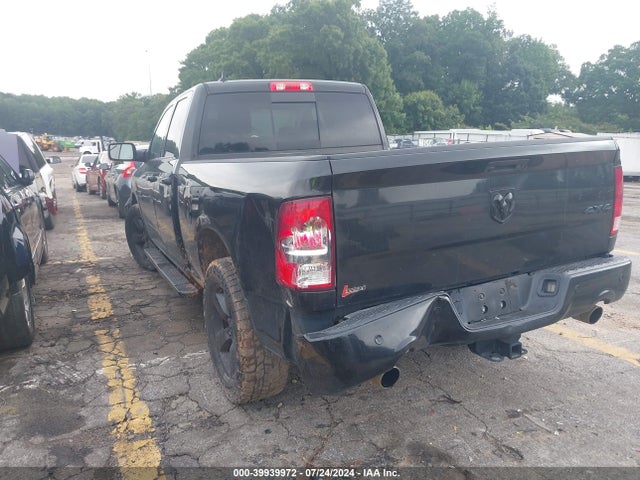 1C6RR7GT7JS343746 RAM 1500 Big Horn Quad Cab 4x4 6'4 Box