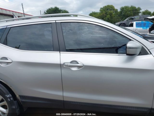 JN1BJ1CP5KW520475 Nissan Rogue Sport Sv
