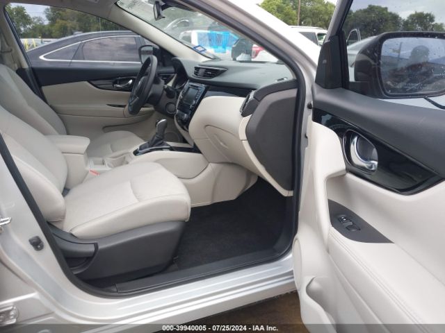 JN1BJ1CP5KW520475 Nissan Rogue Sport Sv