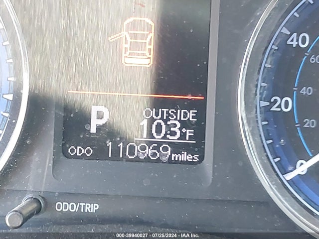 Toyota COROLLA LE 2018 2T1BURHE4JC049940 Image 16