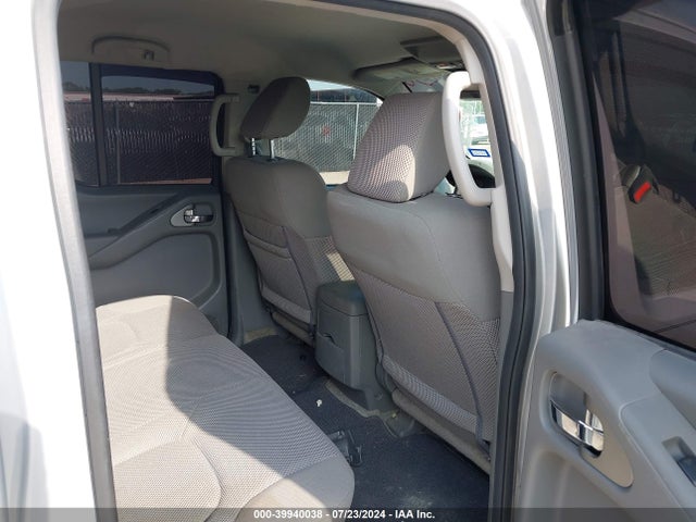 Nissan Frontier Sv 2016 1N6AD0ER6GN706013 Image 8