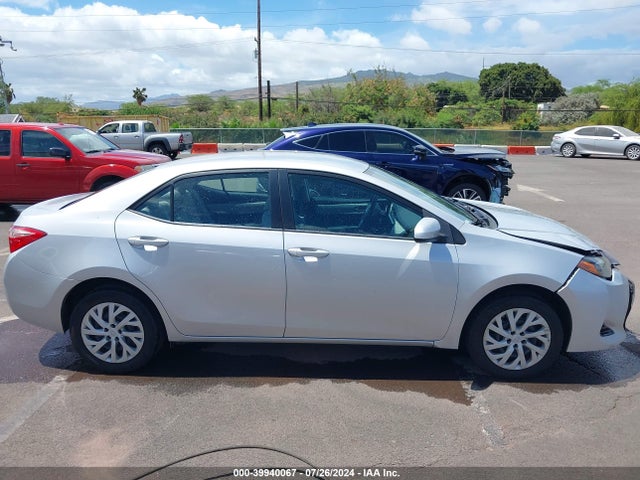 Toyota COROLLA LE 2017 5YFBURHE0HP692733 Image 13