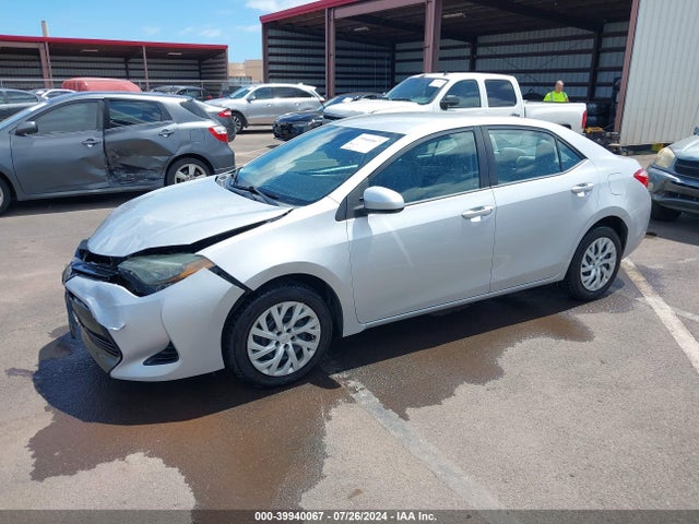 Toyota COROLLA LE 2017 5YFBURHE0HP692733 Image 2