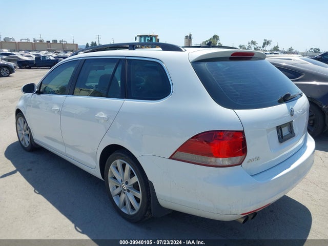 3VWPL7AJ6EM624859 Volkswagen Jetta Sportwagen 2.0l Tdi