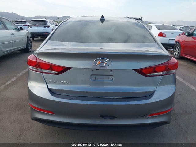 Hyundai Elantra 2018 5NPD84LF5JH309520 Image 31