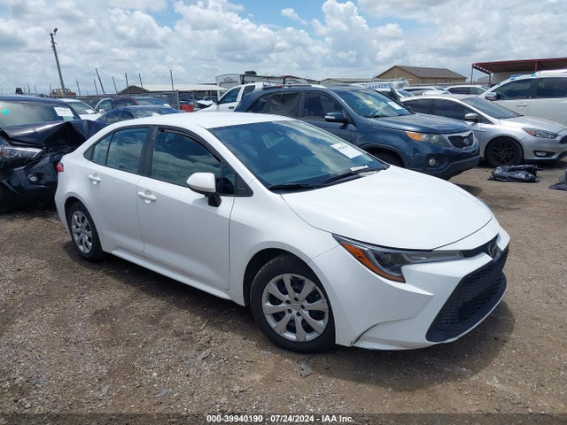 Toyota COROLLA LE 2022 5YFEPMAE1NP344646 zdjęcie główne
