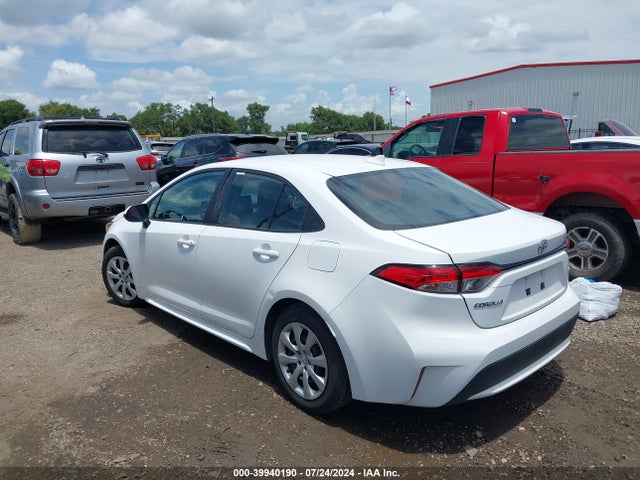 Toyota COROLLA LE 2022 5YFEPMAE1NP344646 Image 3