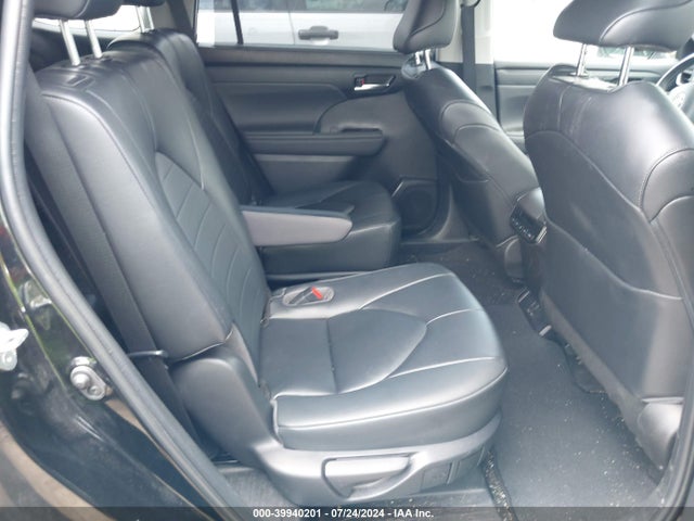 Toyota Highlander Xle 2023 5TDKDRAH2PS007819 Image 8
