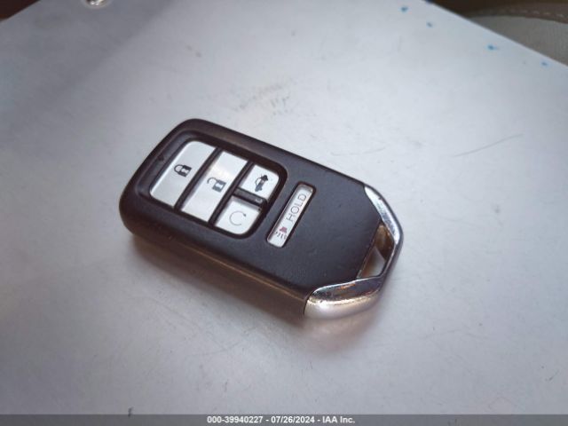 2HGFC4B00GH305785 Honda Civic Lx-p