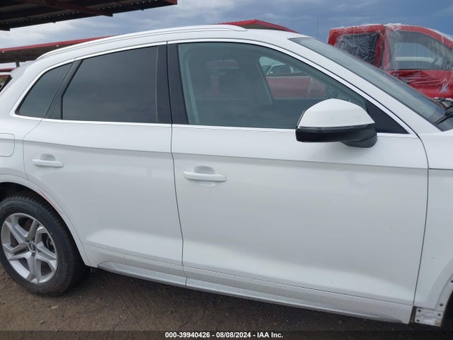 WA1BNAFY9J2180849 Audi Q5 2.0t Premium/2.0t Tech Premium