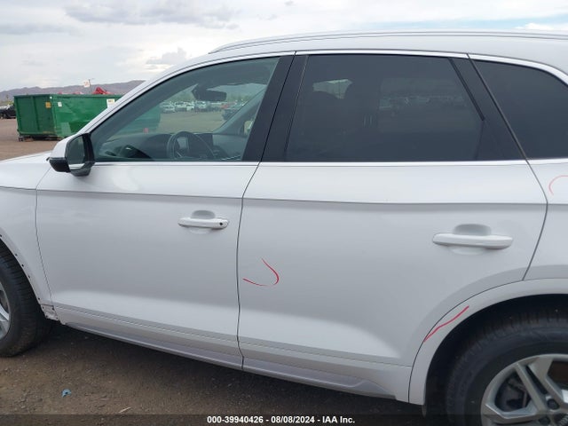 WA1BNAFY9J2180849 Audi Q5 2.0t Premium/2.0t Tech Premium
