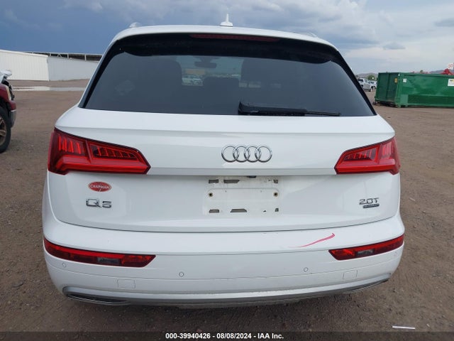 WA1BNAFY9J2180849 Audi Q5 2.0t Premium/2.0t Tech Premium