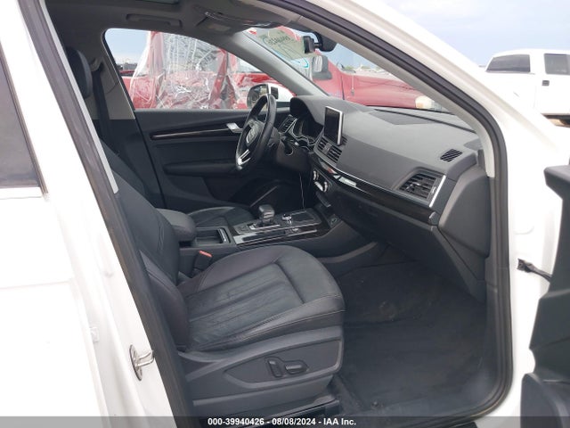 WA1BNAFY9J2180849 Audi Q5 2.0t Premium/2.0t Tech Premium