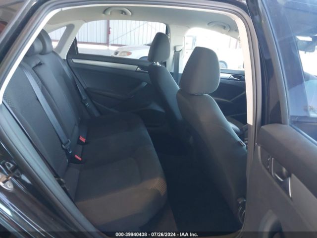 1VWAP7A33EC026662 Volkswagen Passat 2.5l S