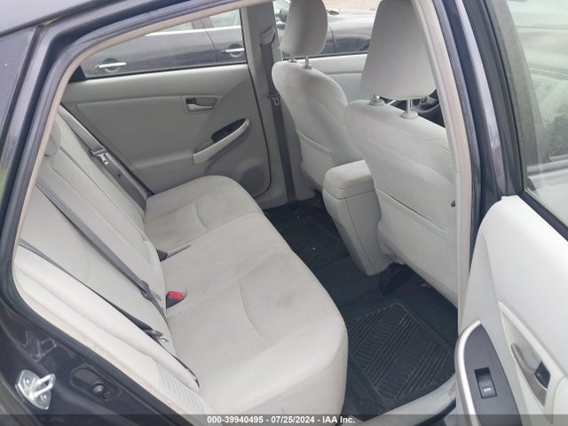 Toyota Prius Two 2015 JTDKN3DU3F0427190 Image 8