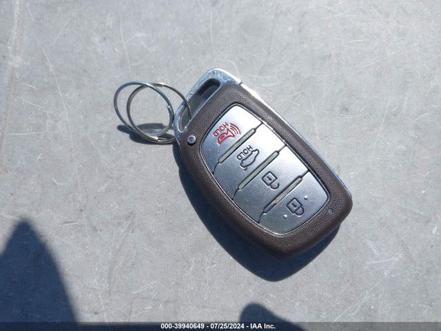 Hyundai Elantra Limited 2016 5NPDH4AE6GH657118 Image 11