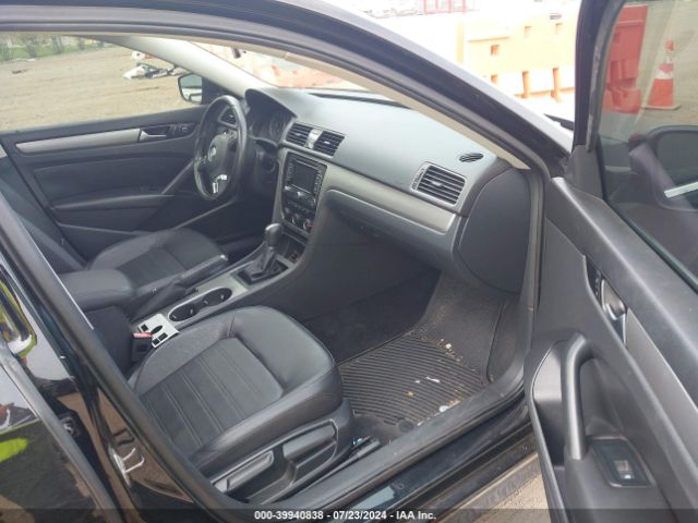 1VWBS7A33FC007744 Volkswagen Passat 1.8t Se