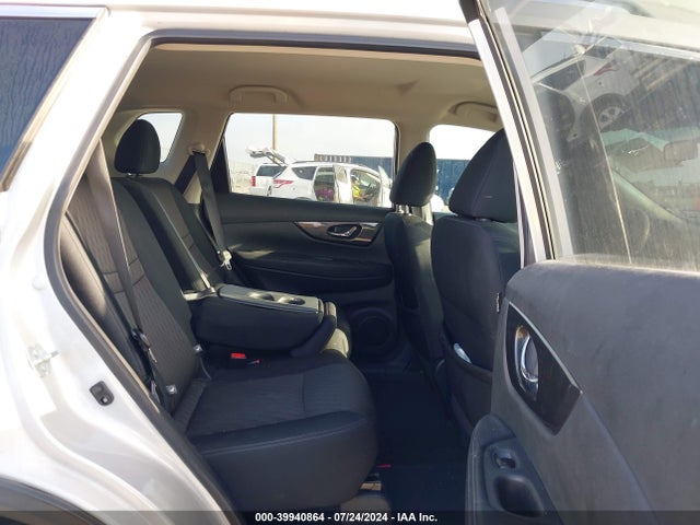 Nissan ROGUE S 2017 5N1AT2MT7HC786302 Image 8