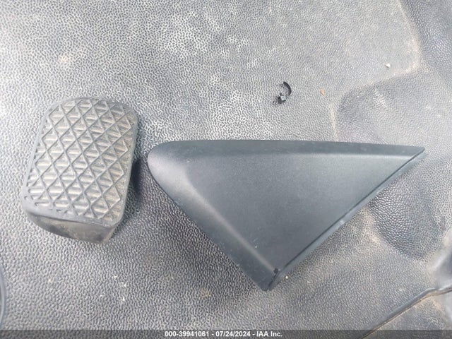 WD4PF0CDXKP081813 Mercedes-Benz Sprinter 2500 High Roof V6/standard Roof V6