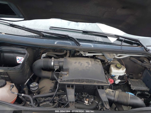 WD4PF1CD1KP108113 Mercedes-Benz Sprinter 2500 High Roof V6