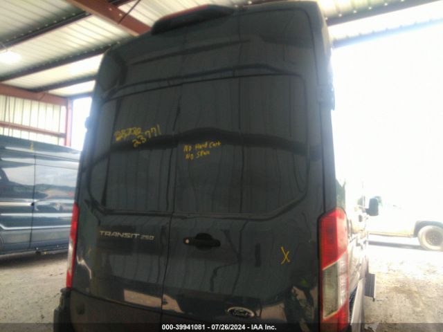 1FTBR3X80LKA48084 Ford Transit-250 Cargo Van