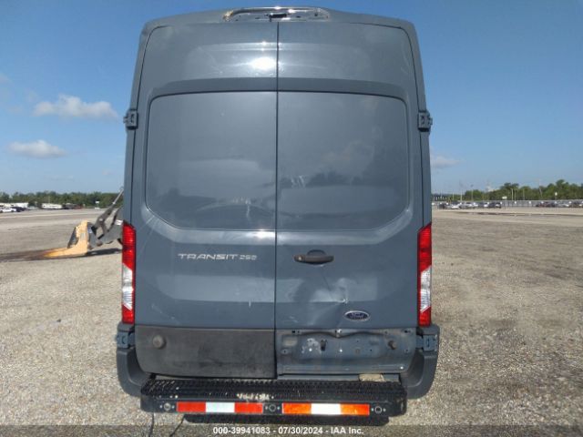 1FTBR3X80LKA53317 Ford Transit-250 Cargo Van