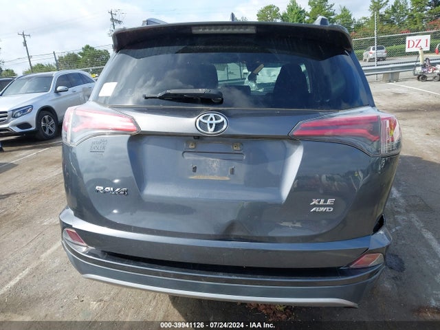 Toyota Rav4 Xle 2017 JTMRFREV5HD214002 Image 16