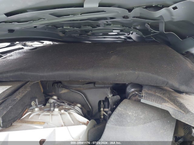 2011 JAGUAR XJ SAJWA2GB5BLV17226 Photo 9