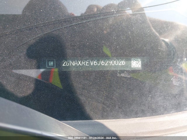 Chevrolet EQUINOX LS 2018 2GNAXREV6J6290026 Image 9