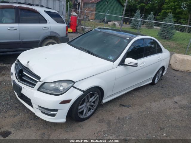 WDDGF8AB0EA943623 Mercedes-Benz C 300 Luxury 4matic/sport 4matic