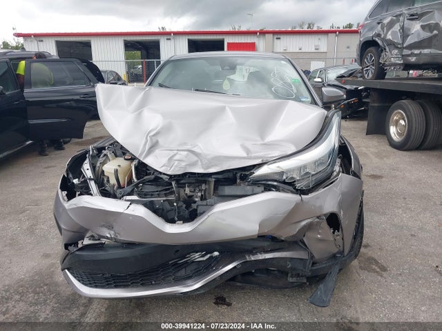 Toyota C-HR LE 2020 NMTKHMBX2LR110826 Image 12