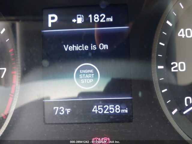 KM8J33A48MU403927 Hyundai Tucson Value