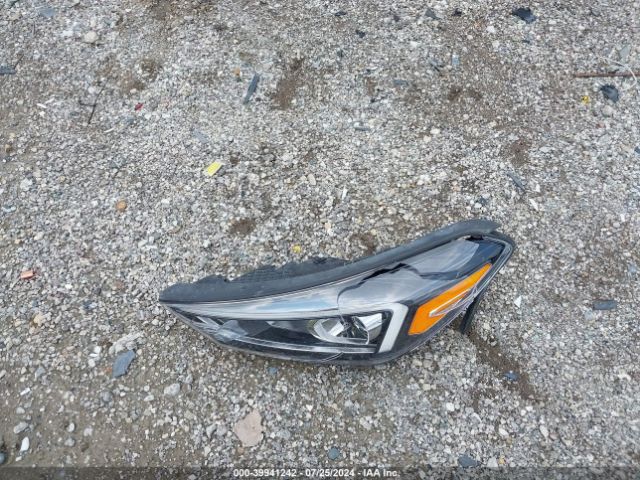 KM8J33A48MU403927 Hyundai Tucson Value