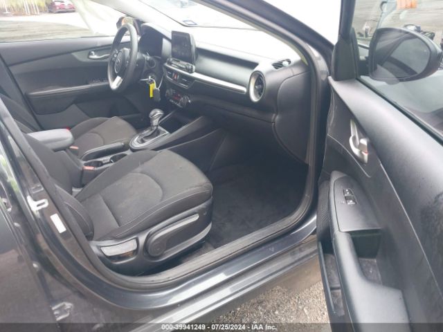 3KPF24AD6KE096255 KIA FORTE FE