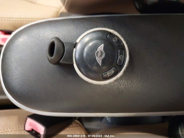 2007 MINI COOPER S WMWMF73517TL87261 Photo 10