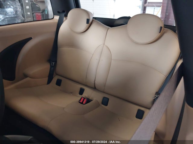 2007 MINI COOPER S WMWMF73517TL87261 Photo 7
