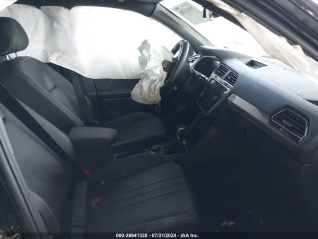 3VV8B7AX7PM132005 Volkswagen Tiguan 2.0t Se R-line Black