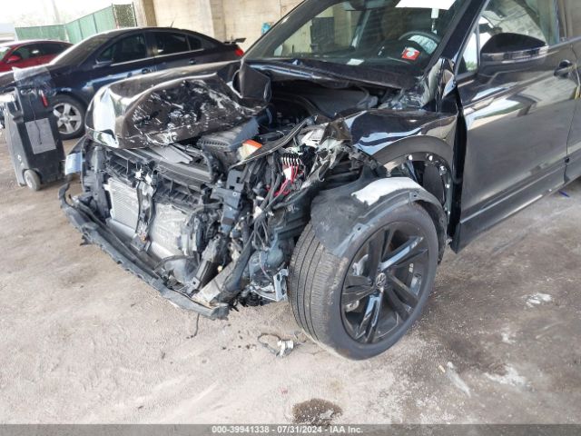 3VV8B7AX7PM132005 Volkswagen Tiguan 2.0t Se R-line Black