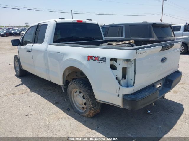 1FTFX1E53NFA11353 Ford F-150 Xl