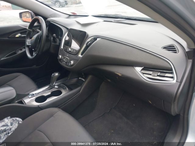 1G1ZD5ST3JF132614 Chevrolet MALIBU LT