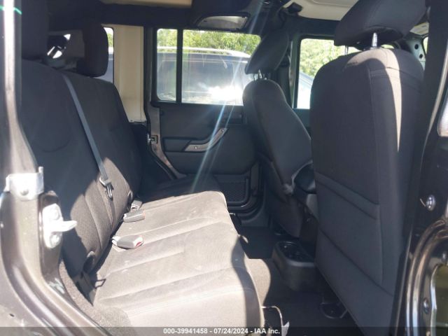 1C4BJWDGXHL700103 Jeep Wrangler Unlimited Sport 4x4