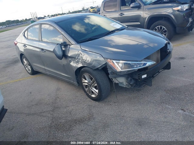 2019 5NPD84LF0KH468186 main image
