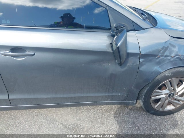 Hyundai ELANTRA SEL 2019 5NPD84LF0KH468186 Image 20