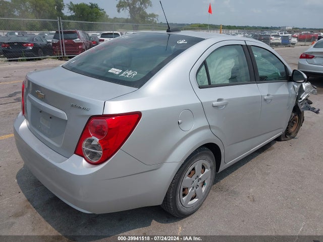 Chevrolet Sonic Ls Auto 2016 1G1JA5SHXG4116299 Image 4