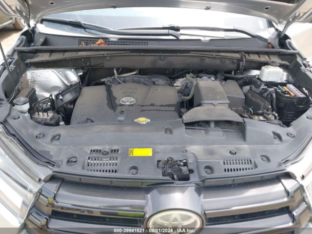 5TDKZRFH3HS511372 Toyota Highlander Se