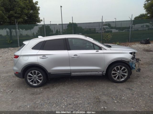 5LMCJ2D94HUL70069 Lincoln MKC SELECT