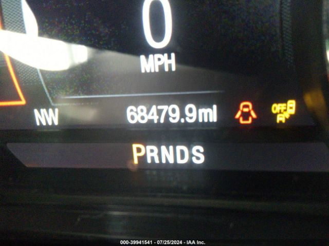 5LMCJ2D94HUL70069 Lincoln MKC SELECT