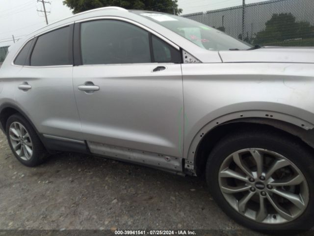 5LMCJ2D94HUL70069 Lincoln MKC SELECT