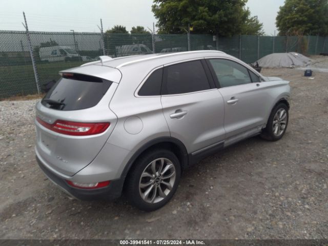 5LMCJ2D94HUL70069 Lincoln MKC SELECT